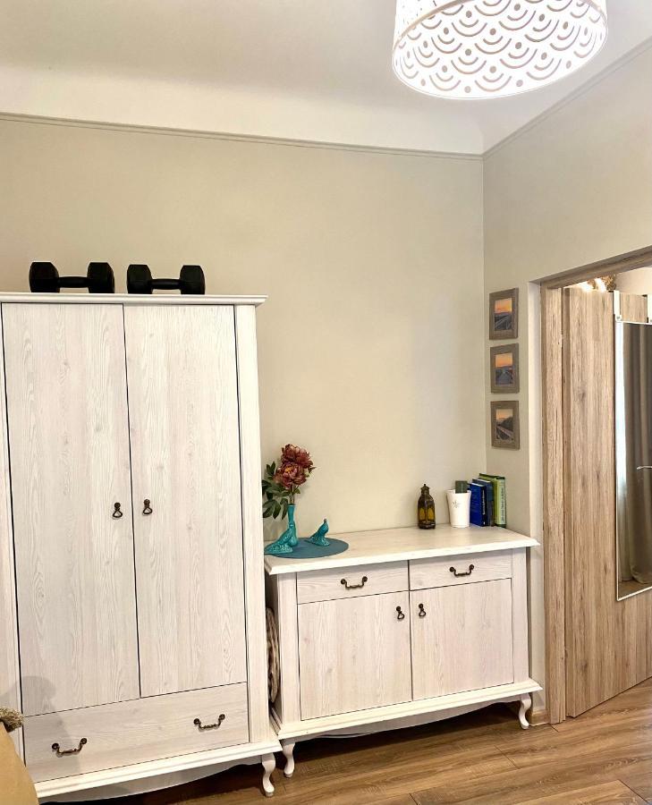 Sauliu Apartamentai ! In The Heart Of Klaipeda Center Εξωτερικό φωτογραφία